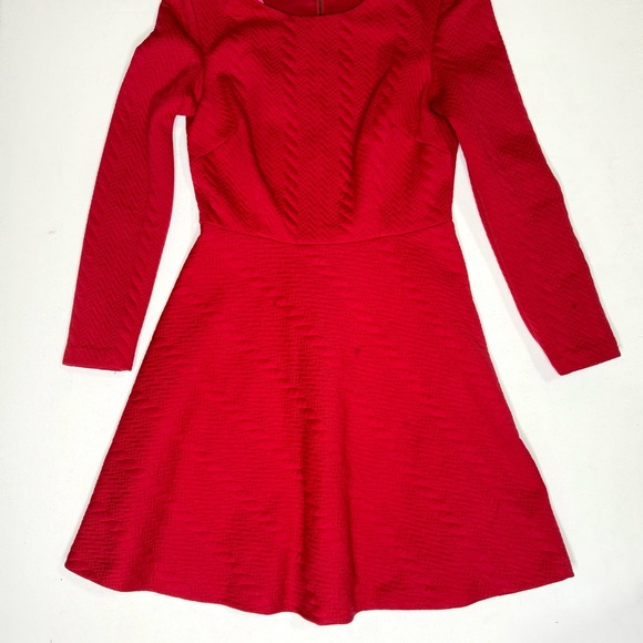 Betsey Johnson Red Quilted Long Sleeve Skater Dress Size 6 - Picture 2 of 8